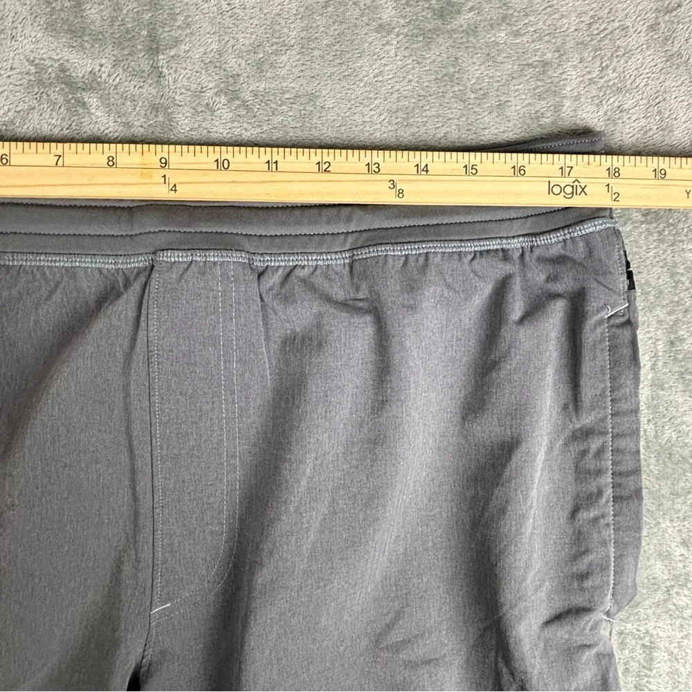 Under Armour Pants Mens XL Gray WG‎ Woven Tapered Fitted Stretch Drawstring